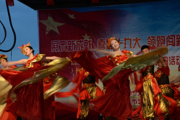 三个一百2修改.jpg