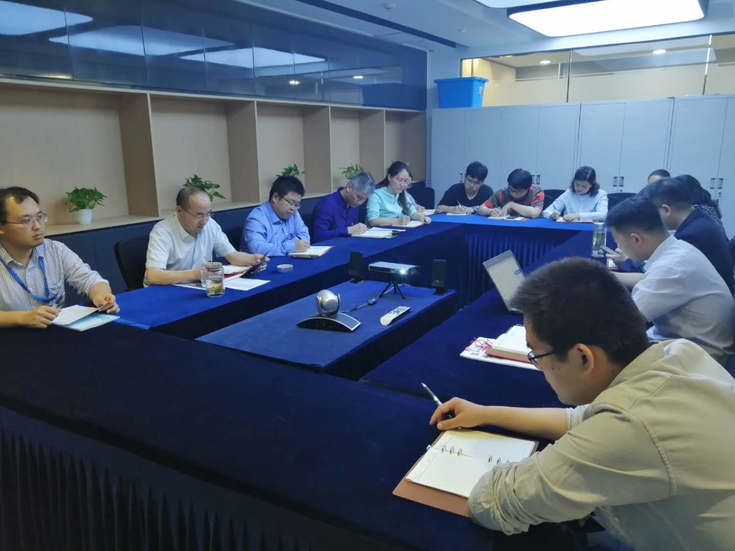 资源投资主题团日.jpg