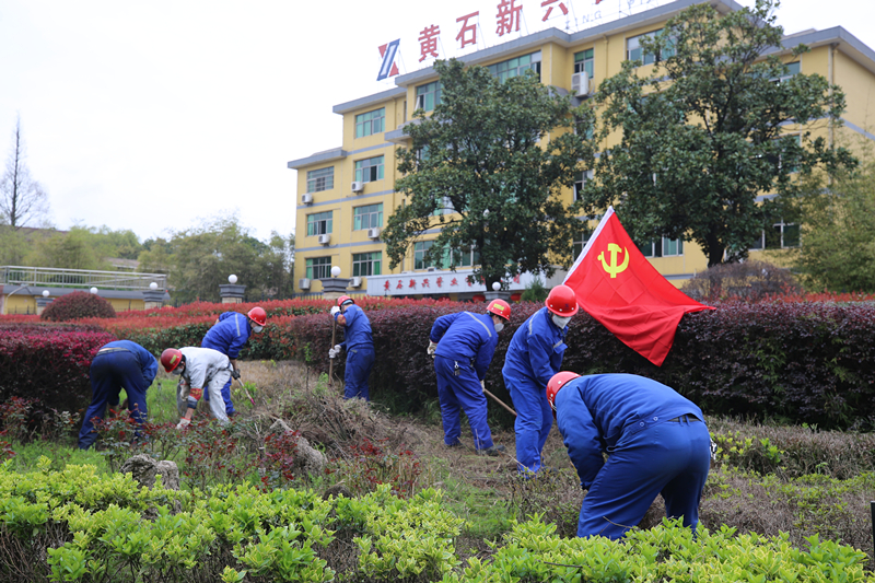 植树节-党旗_副本.jpg
